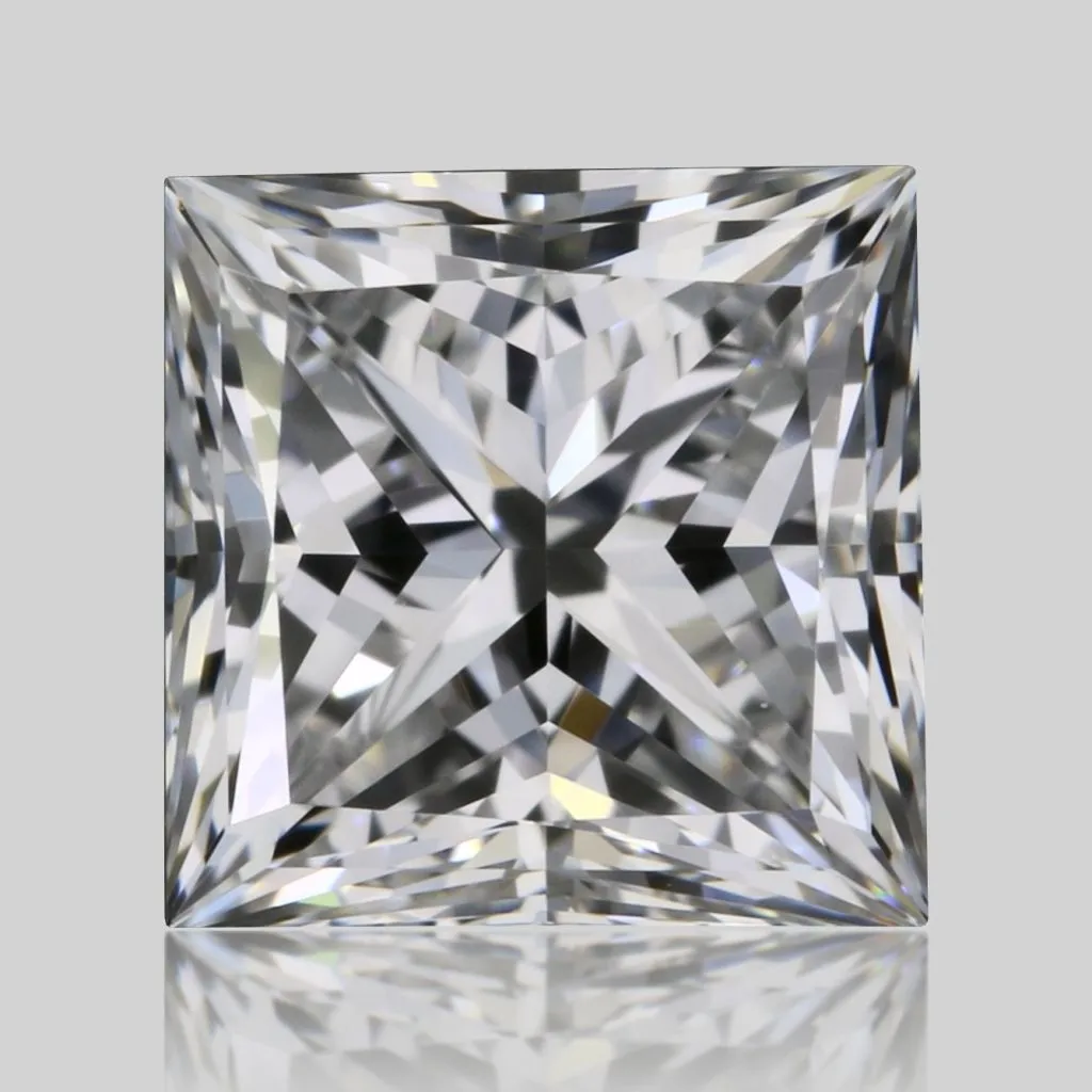 0.70ct PRINCESS D VVS1 Natural diamond