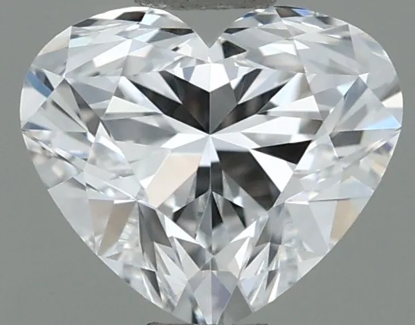 0.7ct HEART D VVS2 Natural diamond