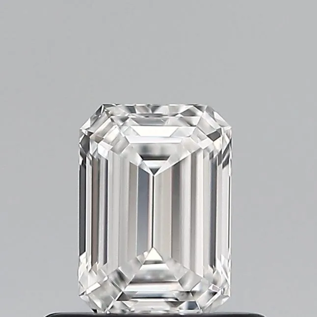 0.51ct EMERALD F VS2 Natural diamond