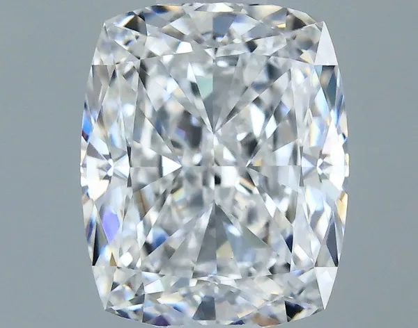 0.77ct CUSHION E VS1 Natural diamond