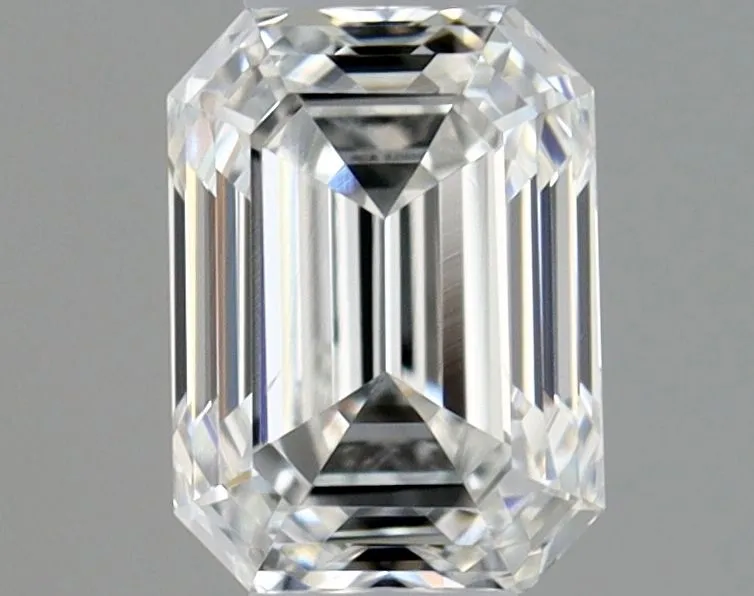 0.38ct EMERALD F VS2 Natural diamond