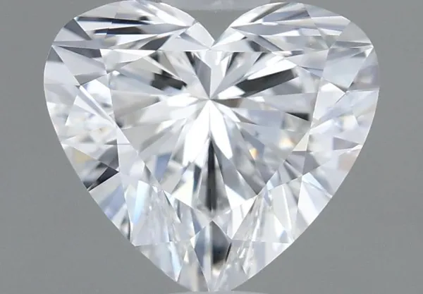 0.95ct HEART D VVS1 Lab diamond