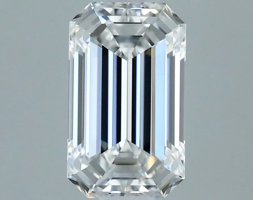 0.40ct EMERALD E VVS2 Natural diamond