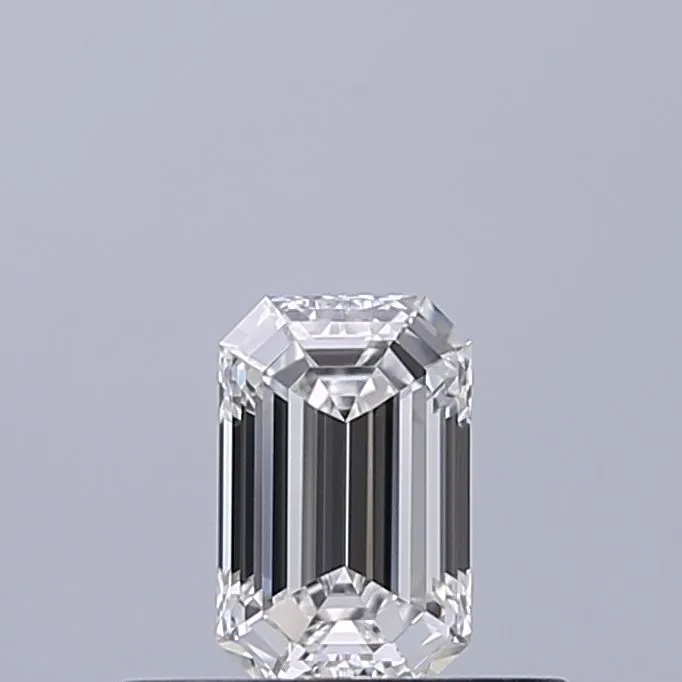 0.33ct EMERALD E VVS2 Natural diamond