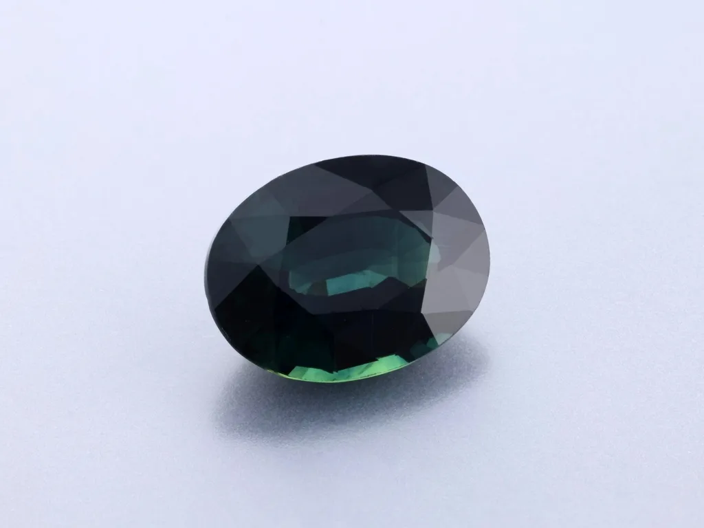 1.65ct Parti Sapphire, Oval gemstone