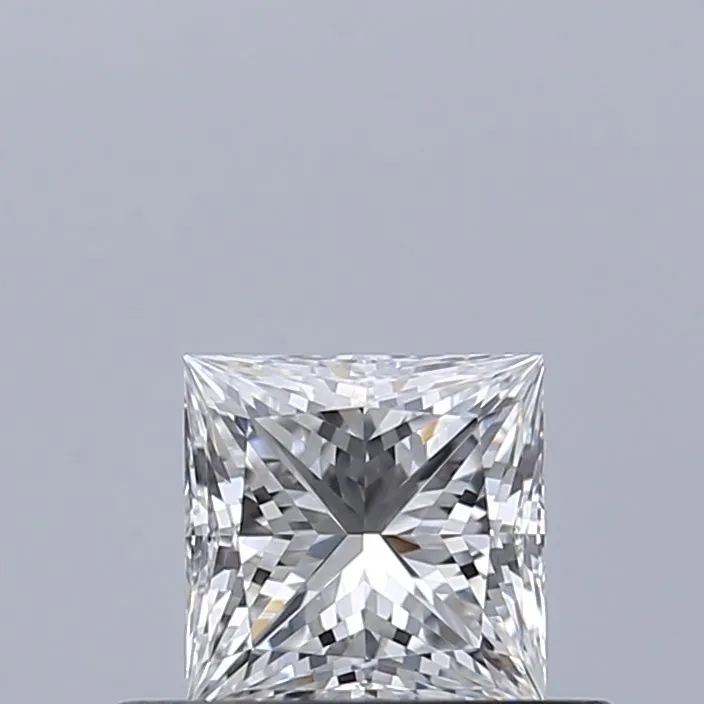 0.41ct PRINCESS D VVS2 Natural diamond