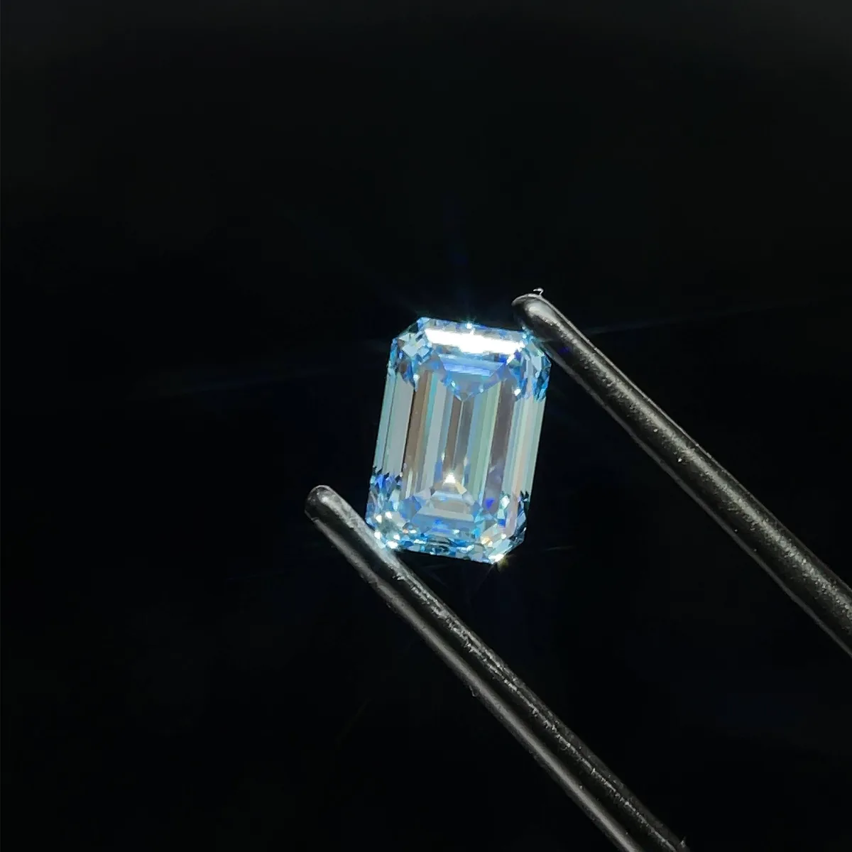 1.25ct EMERALD Fancy Intense Blue VS1 Coloured Lab diamond
