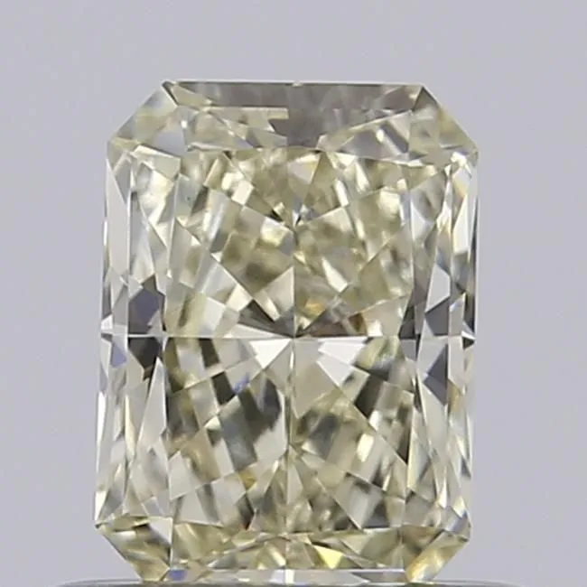 0.51ct RADIANT Fancy Light Yellow VVS2 Coloured Lab diamond