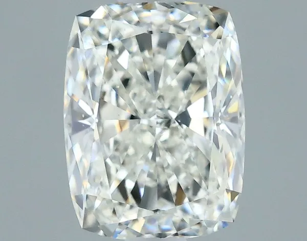 0.7ct CUSHION H VS2 Natural diamond