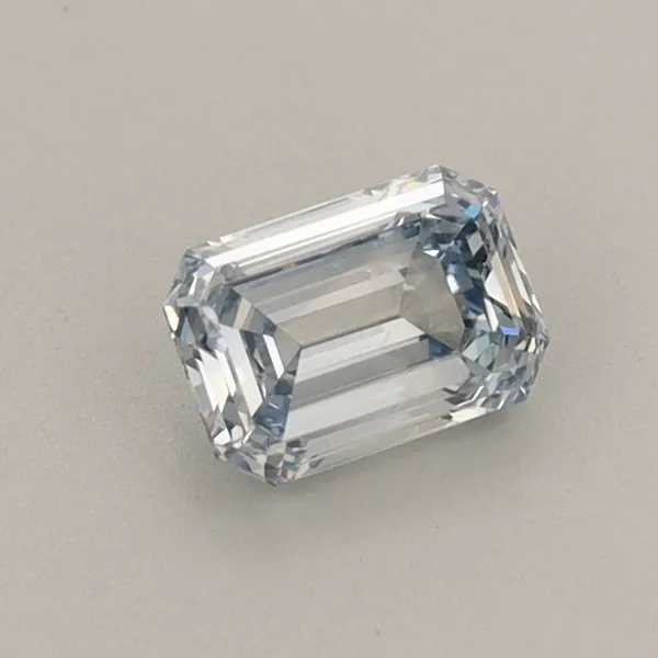 0.48ct EMERALD Fancy Light Blue VS2 Coloured Lab diamond