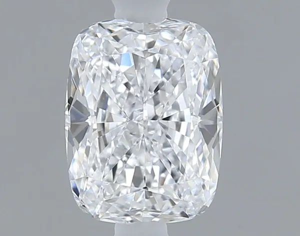 0.37ct CUSHION D IF Natural diamond