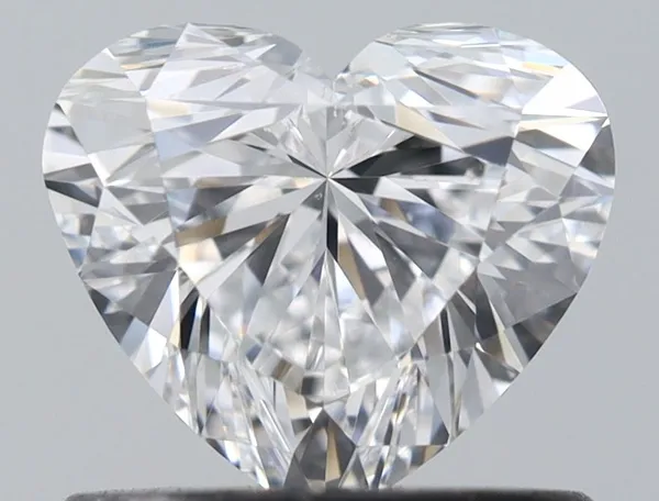 0.7ct HEART D VS2 Natural diamond