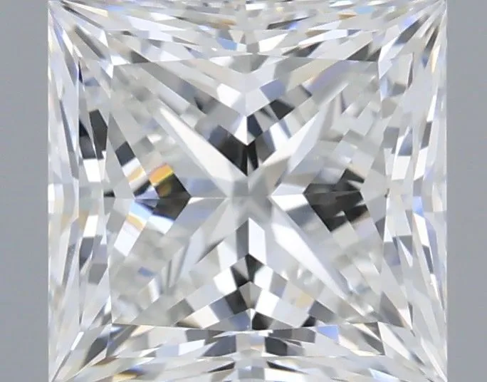 0.86ct PRINCESS G VVS2 Natural diamond