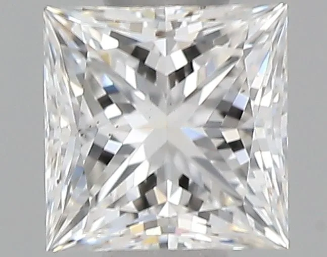 0.40ct PRINCESS H VS2 Natural diamond