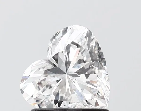 1.01ct HEART E VVS2 Lab diamond