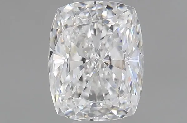 0.46ct CUSHION E VS1 Natural diamond