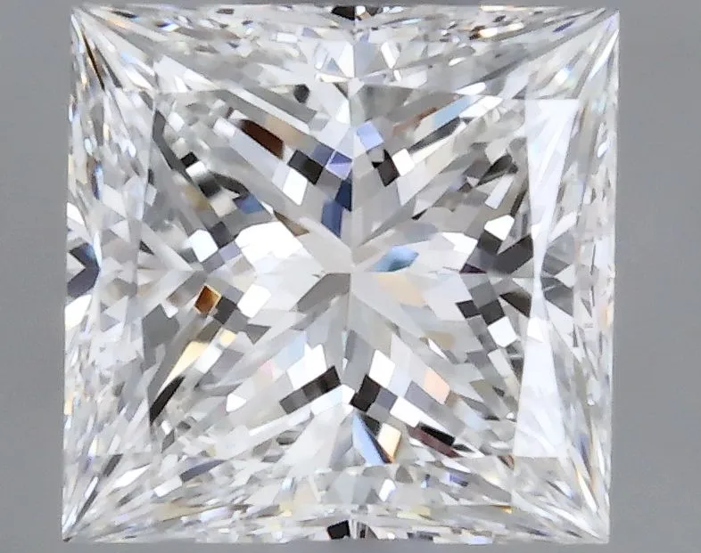 0.54ct PRINCESS E VVS1 Natural diamond