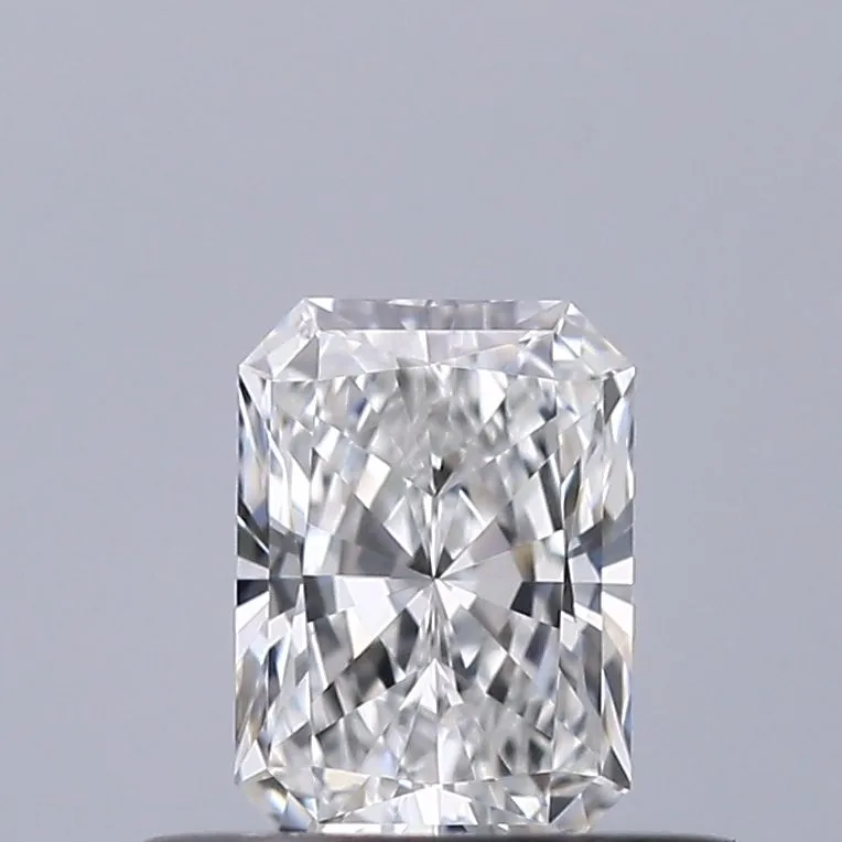 0.34ct RADIANT E VVS1 Natural diamond