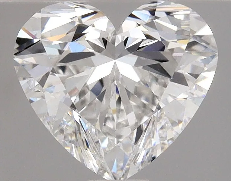 0.91ct HEART E VS1 Natural diamond