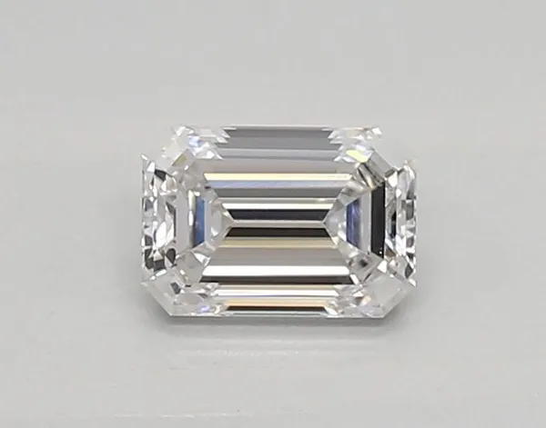 0.46ct EMERALD D VVS2 Lab diamond