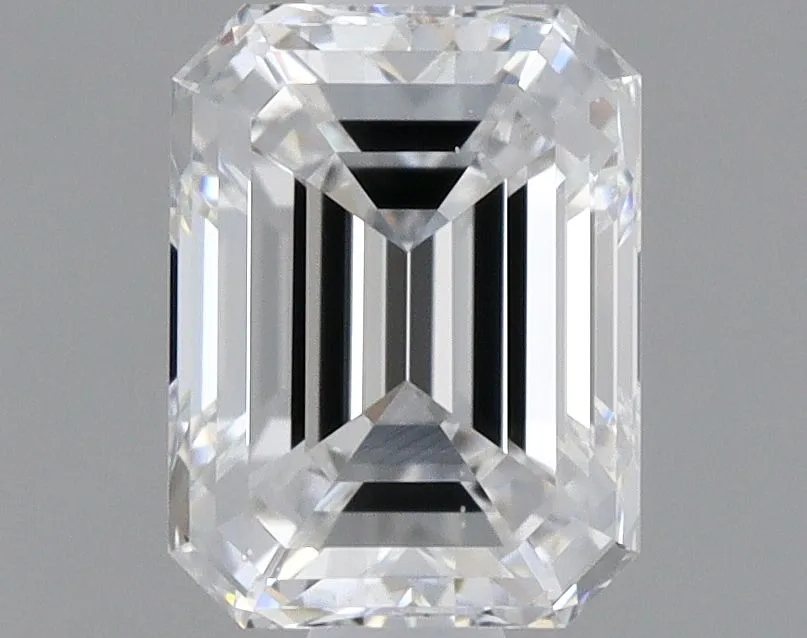 0.70ct EMERALD E VS2 Natural diamond