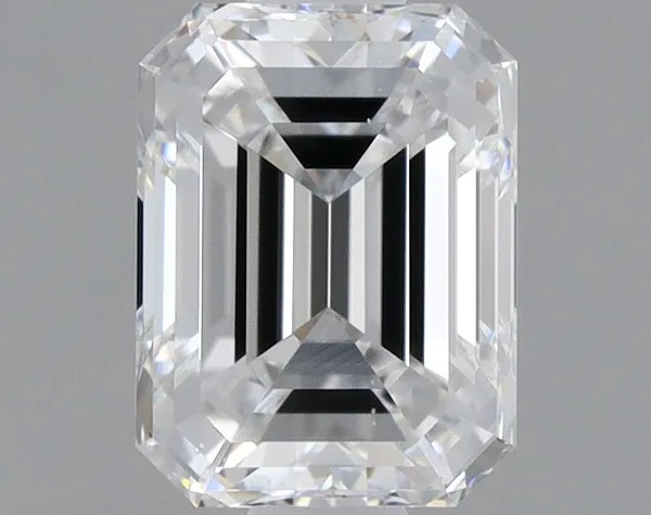 0.7ct EMERALD E VS2 Natural diamond