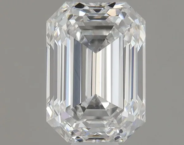 0.7ct EMERALD D VS1 Natural diamond