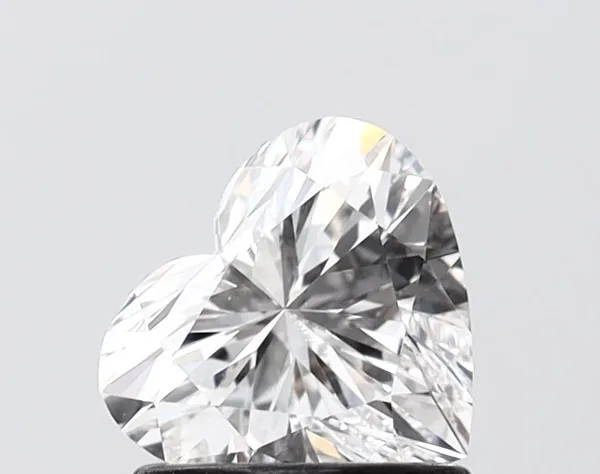 1.02ct HEART E VVS2 Lab diamond