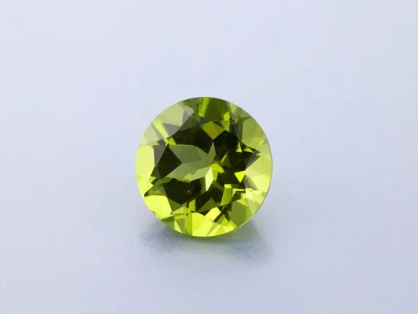 3.93ct Green Peridot, Round cut gemstone