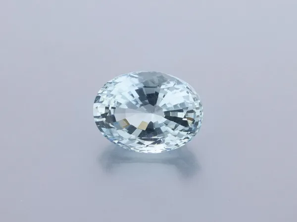 4.4ct Blue Topaz, Oval cut gemstone