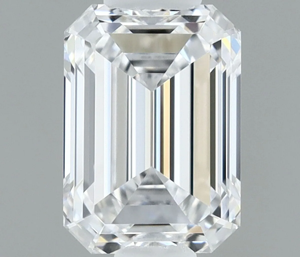 0.32ct EMERALD D VVS2 Natural diamond