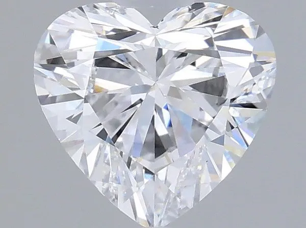 1.1ct HEART D VVS2 Lab diamond