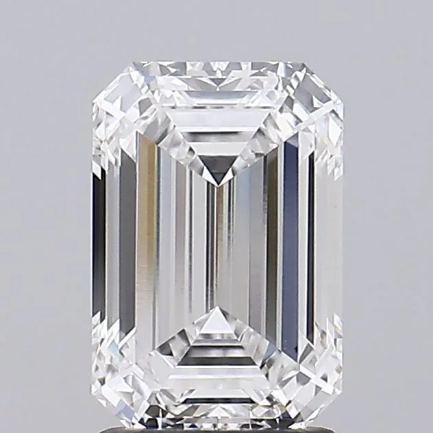 0.42ct EMERALD E VVS2 Lab Grown diamond