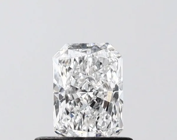 0.56ct RADIANT D VVS2 Lab diamond