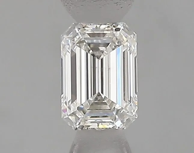0.43ct EMERALD F VS2 Natural diamond