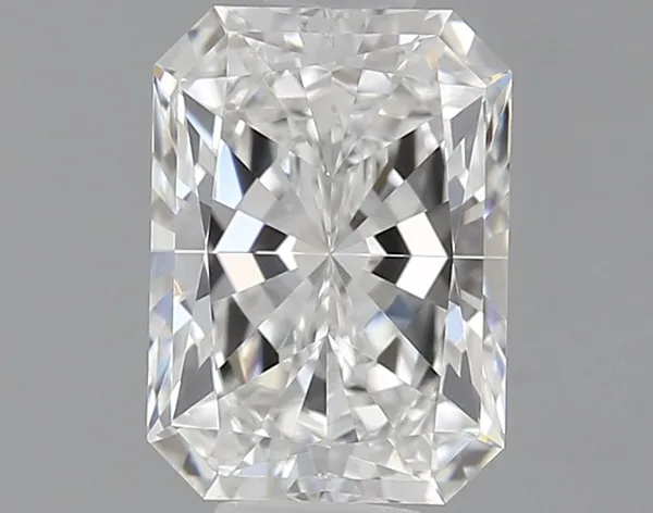0.74ct RADIANT E VVS1 Natural diamond