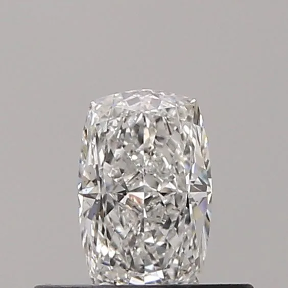 0.38ct CUSHION E VS2 Natural diamond
