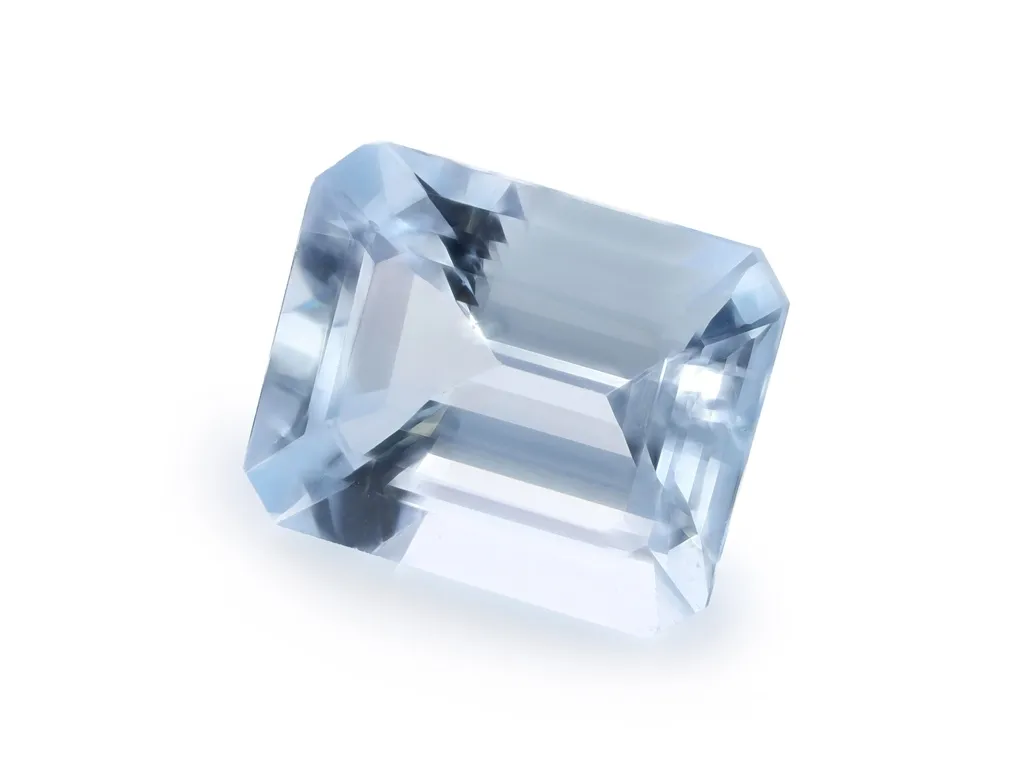 3.25ct Blue Aquamarine, Emerald Cut gemstone