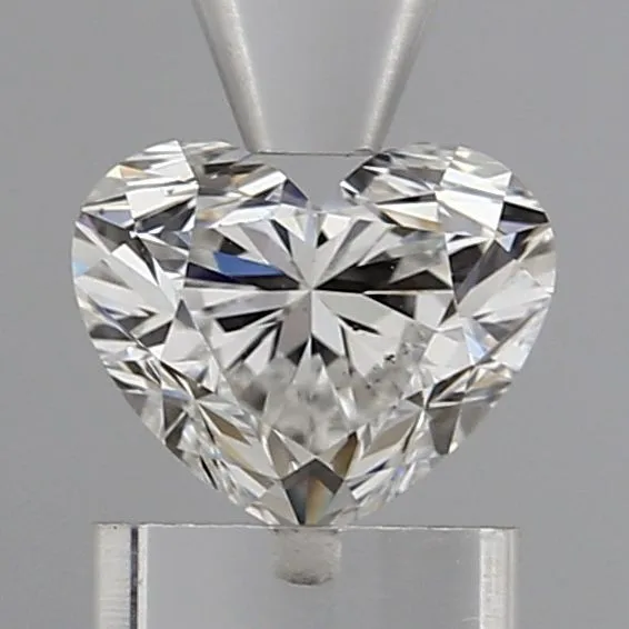 0.9ct HEART F VS2 Natural diamond