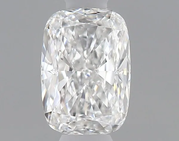 0.4ct CUSHION E VVS2 Natural diamond