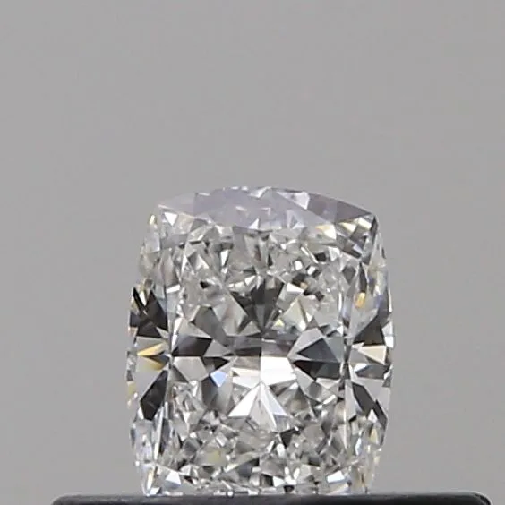 0.3ct CUSHION E VS1 Natural diamond