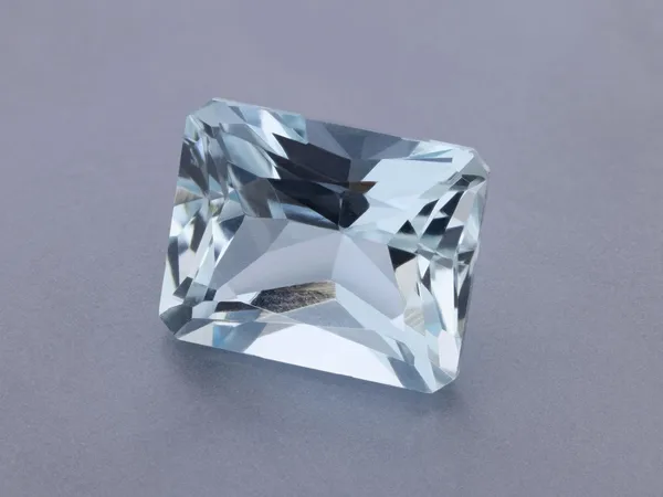 3.47ct Blue Aquamarine, Radiant Cut gemstone