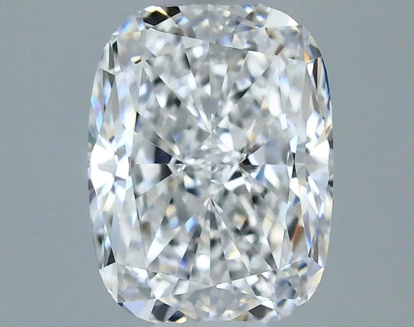 0.42ct CUSHION E VVS2 Natural diamond