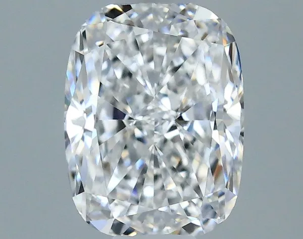 0.42ct CUSHION E VVS2 Natural diamond