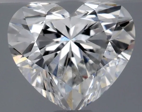 0.92ct HEART F VVS2 Natural diamond