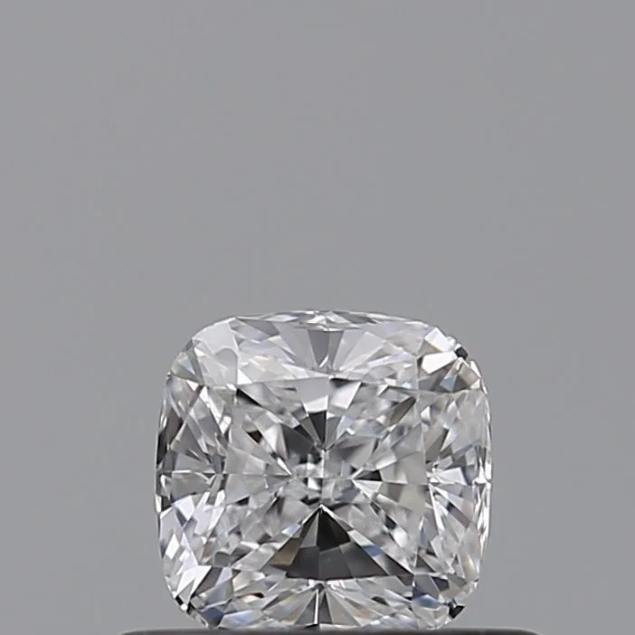 0.41ct CUSHION D VVS1 Natural diamond