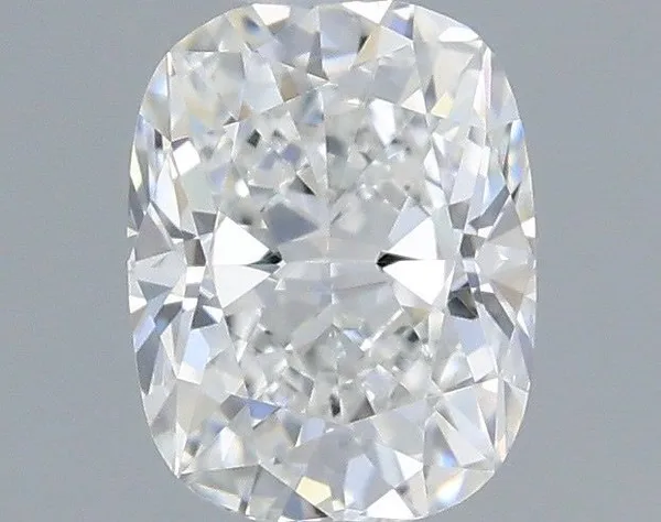 0.4ct CUSHION G VS2 Natural diamond