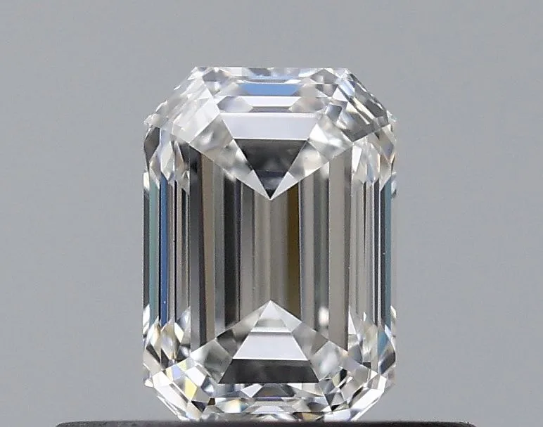 0.40ct EMERALD F VVS1 Natural diamond