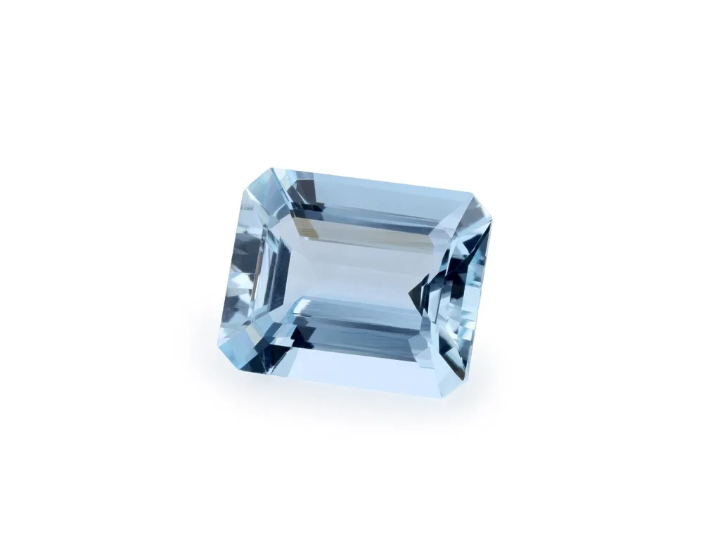 2.85ct Blue Aquamarine, Emerald Cut gemstone