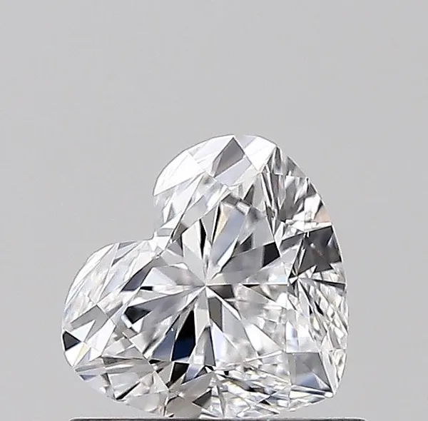 0.7ct HEART D VS2 Natural diamond